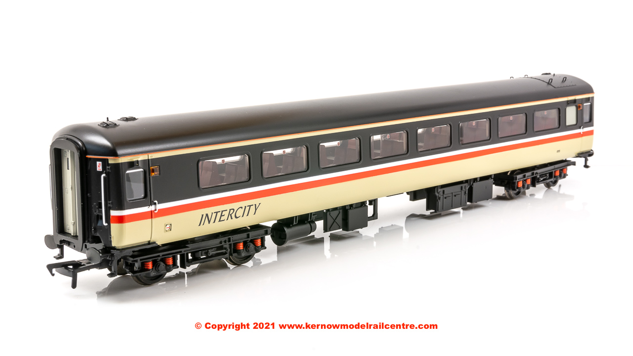 39-678 Bachmann BR Mk2F TSO Tourist Second Open Coach number 6115 in BR InterCity Swallow livery